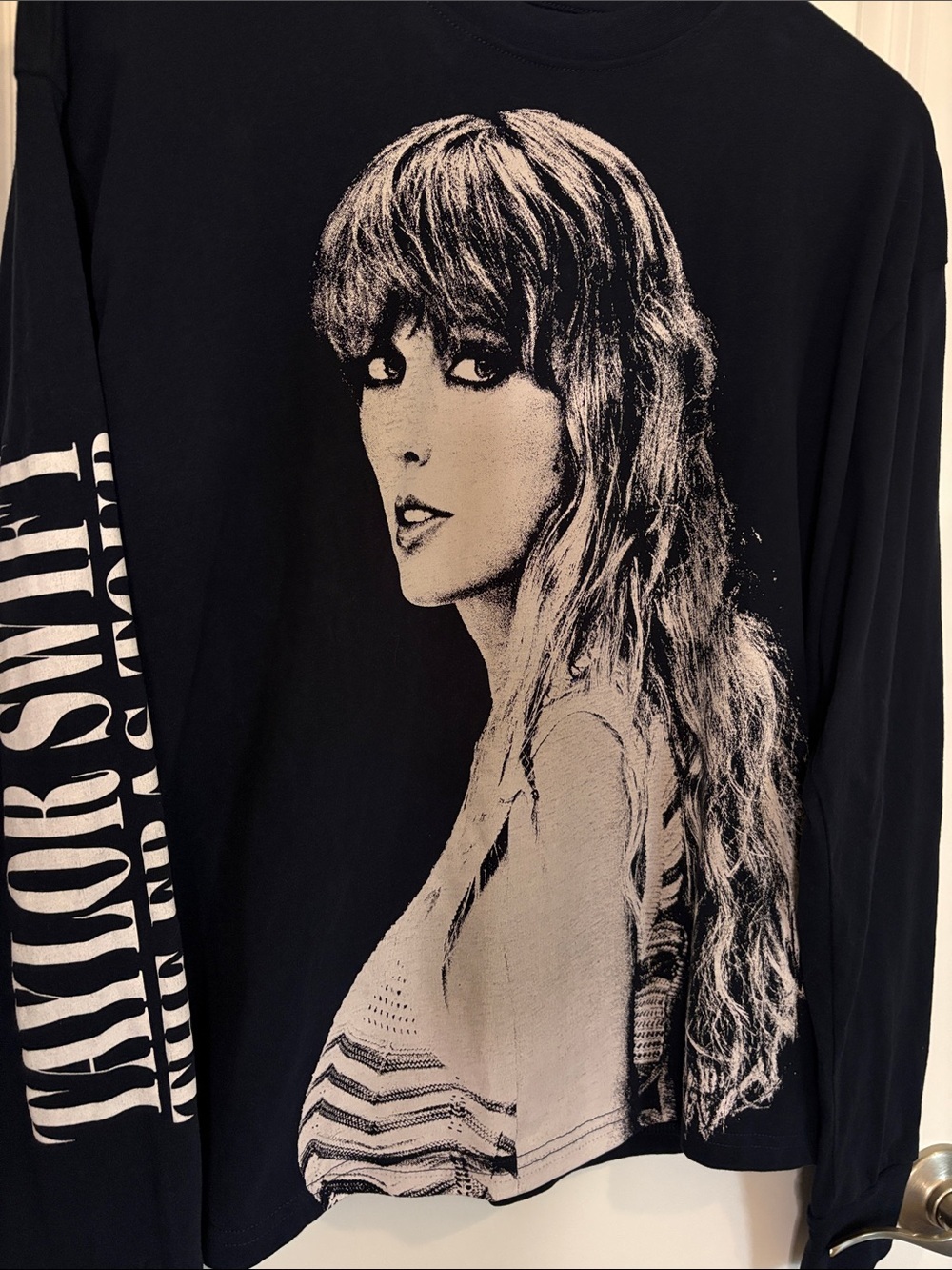 Taylor Swift The Eras Tour Graphic Long Sleeve Tee Navy Blue Size XS - Picture 4 of 7